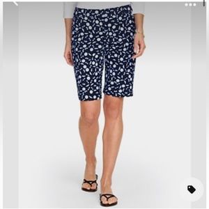 NWOT Umbrella Talbots Petites Bermuda Shorts Size 6P Modest Beach Travel